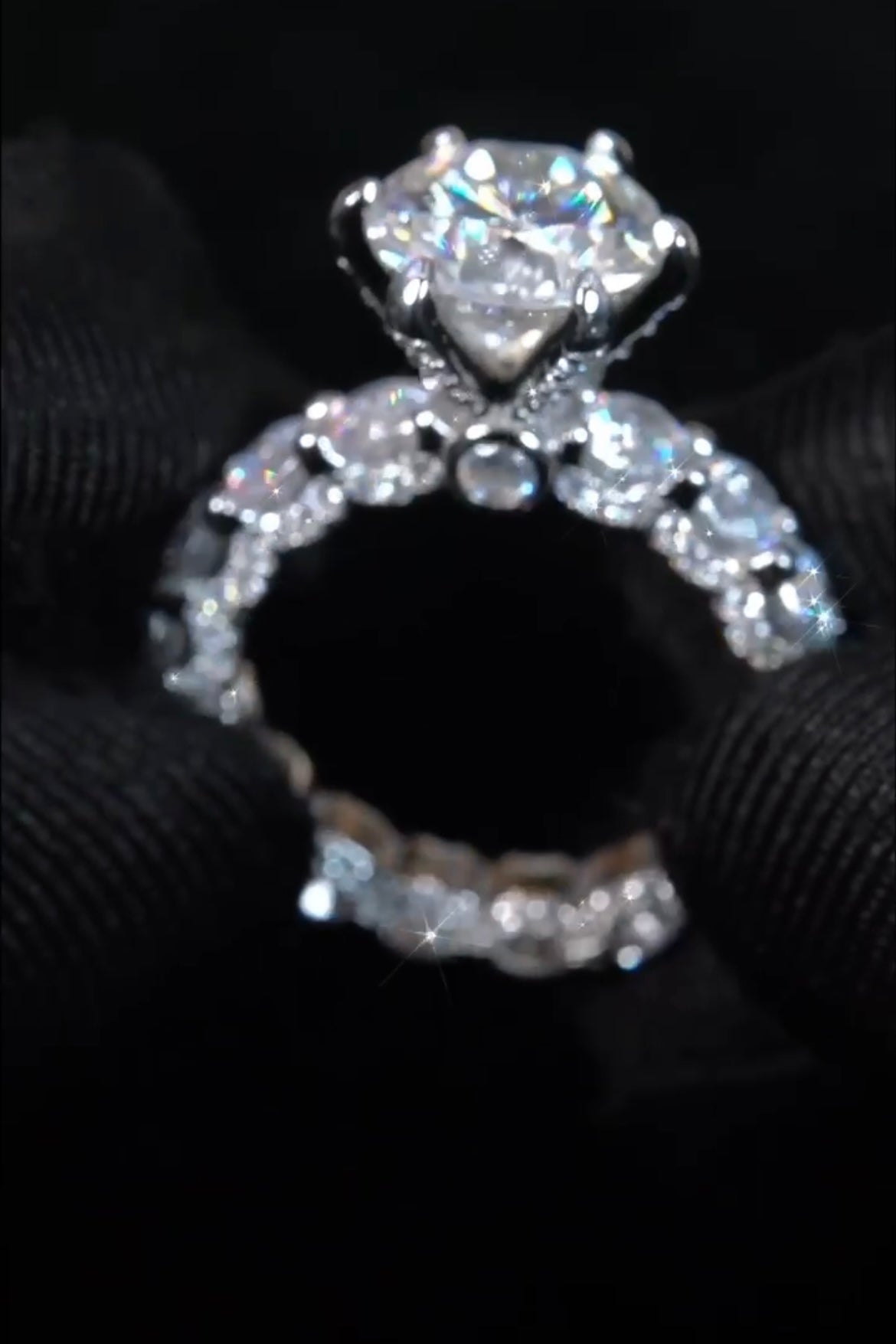 [JESS] 4 carat moissanite ring