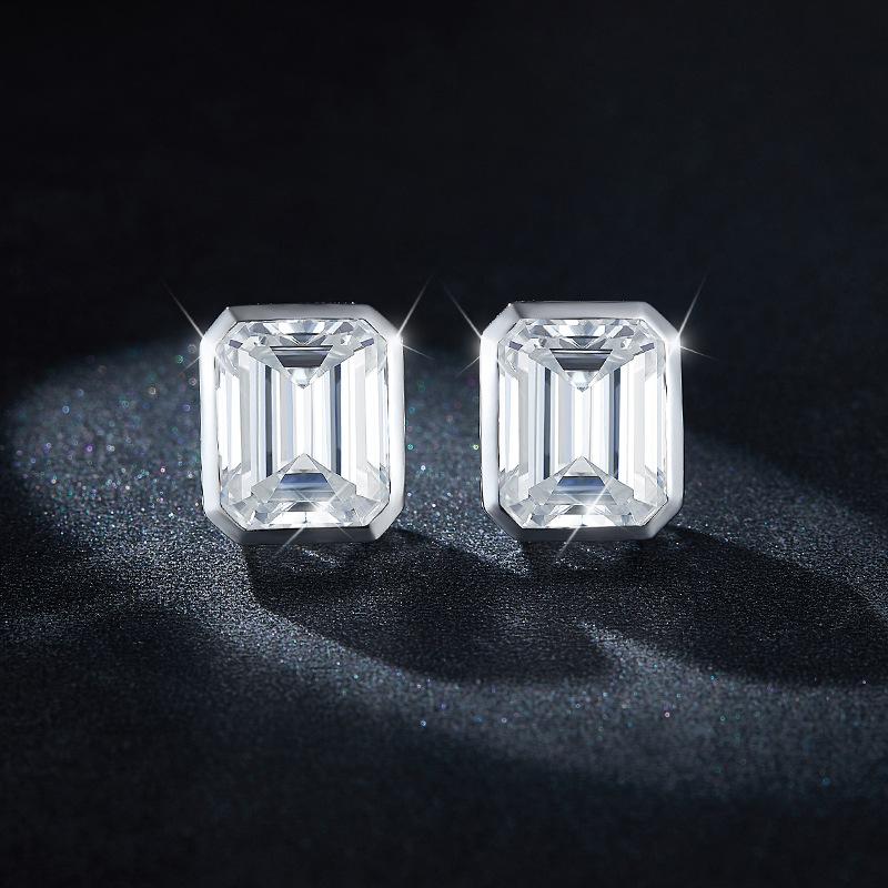 [#E689]‘Esmeralda’ 8ct Earrings